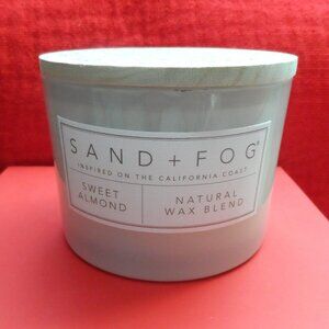 SAND + FOG - Sweet Almond Candle with Wooden Lid